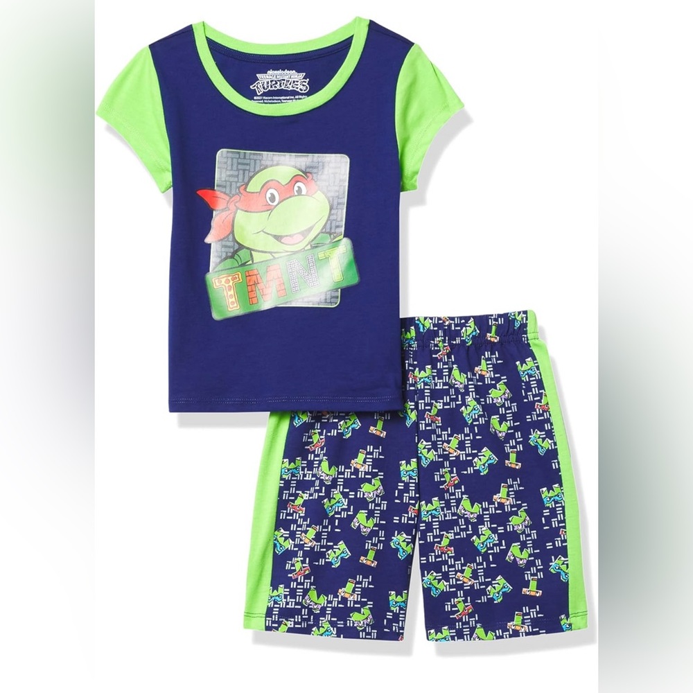 NINJA TURTLES 2 PIECE OUTFIT: TEE & SHORTS: NEW IN PACKAGE: SIZE 4T